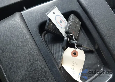 2015 Chevrolet Silverado 1500 2Lt from USA, damaged, VIN 3GCUKREC4FG468448